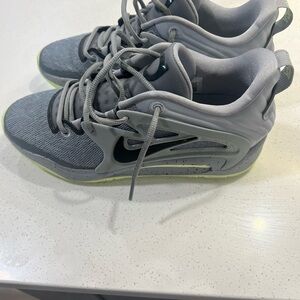 Nike KD 15 basketball shoes